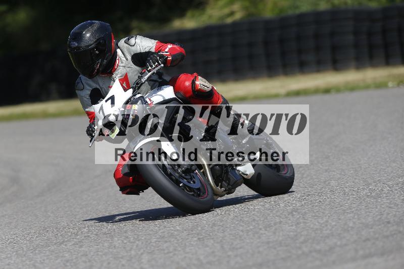 /21 29.05.2025 Speer Racing ADR/Gruppe gelb/77